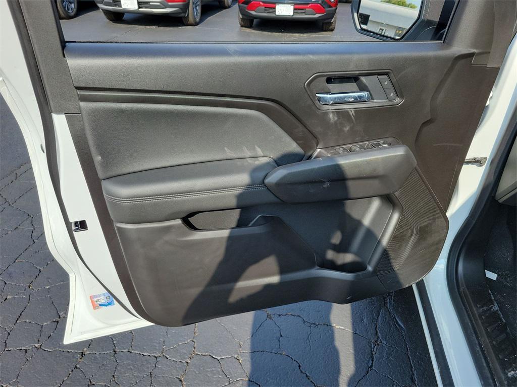 new 2025 Chevrolet Colorado car, priced at $37,295