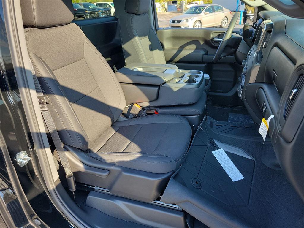 new 2025 Chevrolet Silverado 2500 car, priced at $46,995