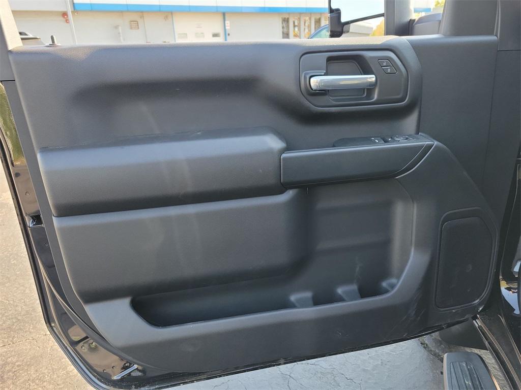 new 2025 Chevrolet Silverado 2500 car, priced at $46,995