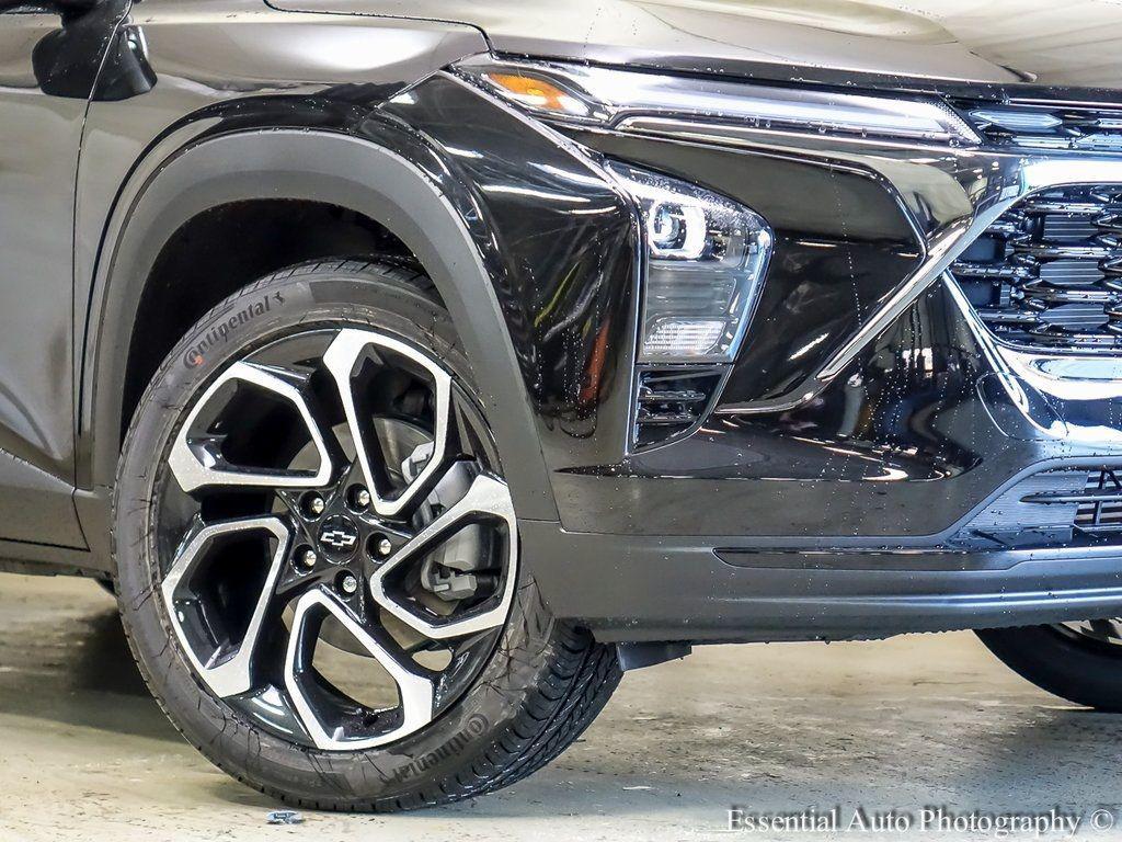 new 2026 Chevrolet Trax car, priced at $25,995