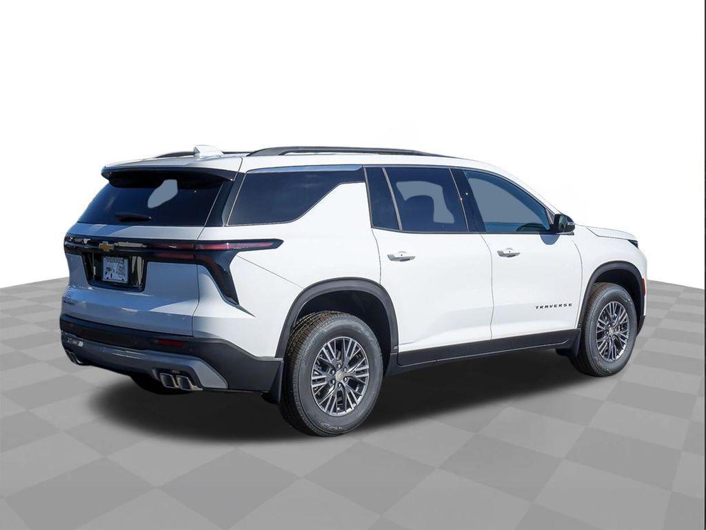 new 2026 Chevrolet Traverse car, priced at $38,125