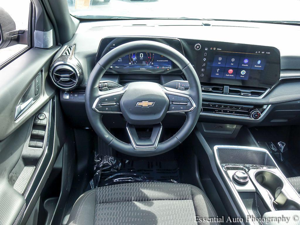 new 2026 Chevrolet Equinox car, priced at $29,495