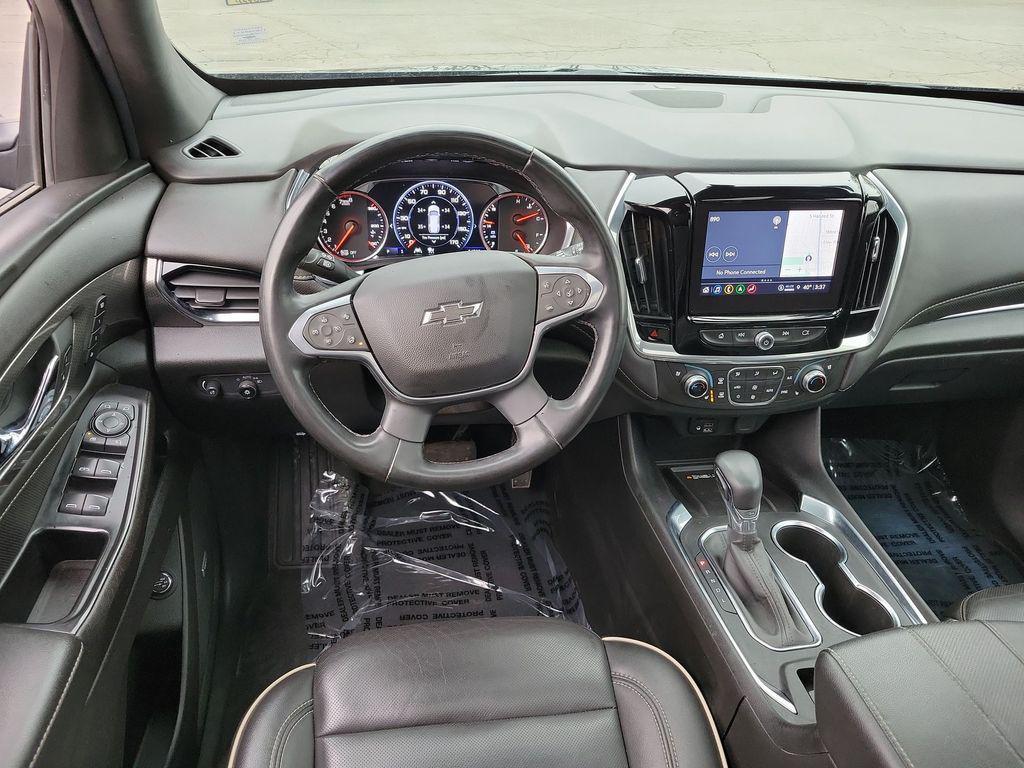 used 2023 Chevrolet Traverse car, priced at $34,995