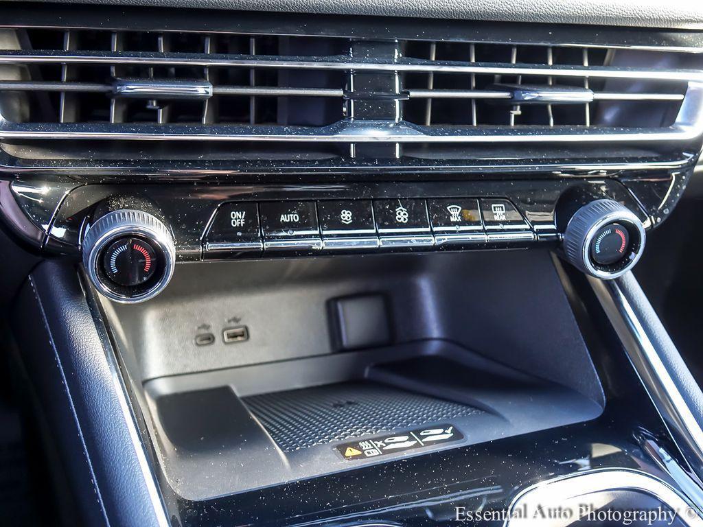 new 2026 Chevrolet Traverse car, priced at $39,795