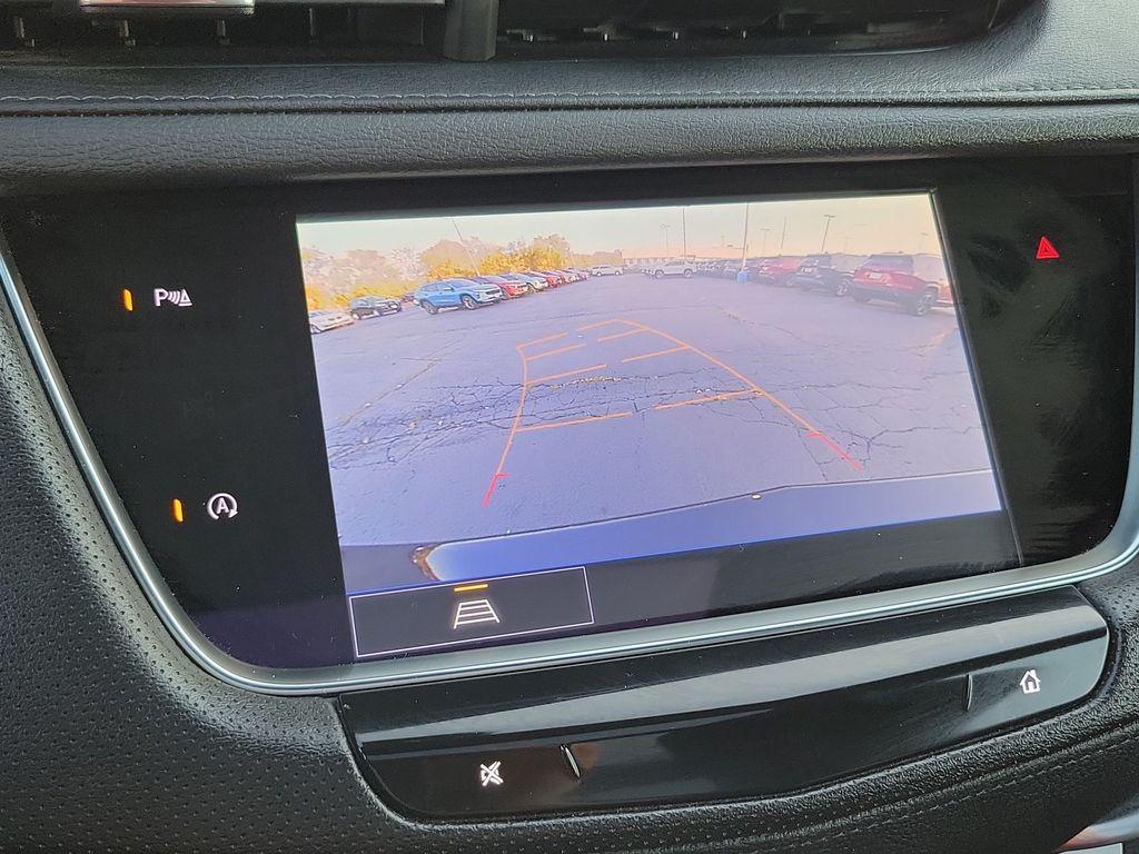 used 2025 Cadillac XT5 car, priced at $36,991