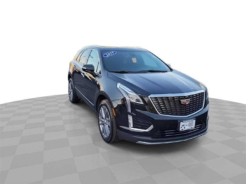 used 2025 Cadillac XT5 car, priced at $37,575