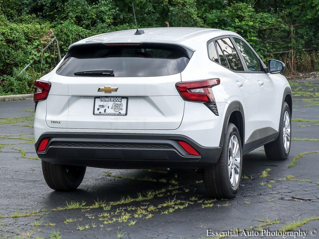 new 2026 Chevrolet Trax car, priced at $23,127