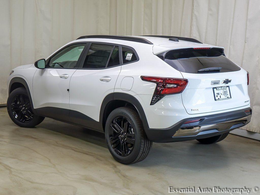 new 2026 Chevrolet Trax car, priced at $25,995