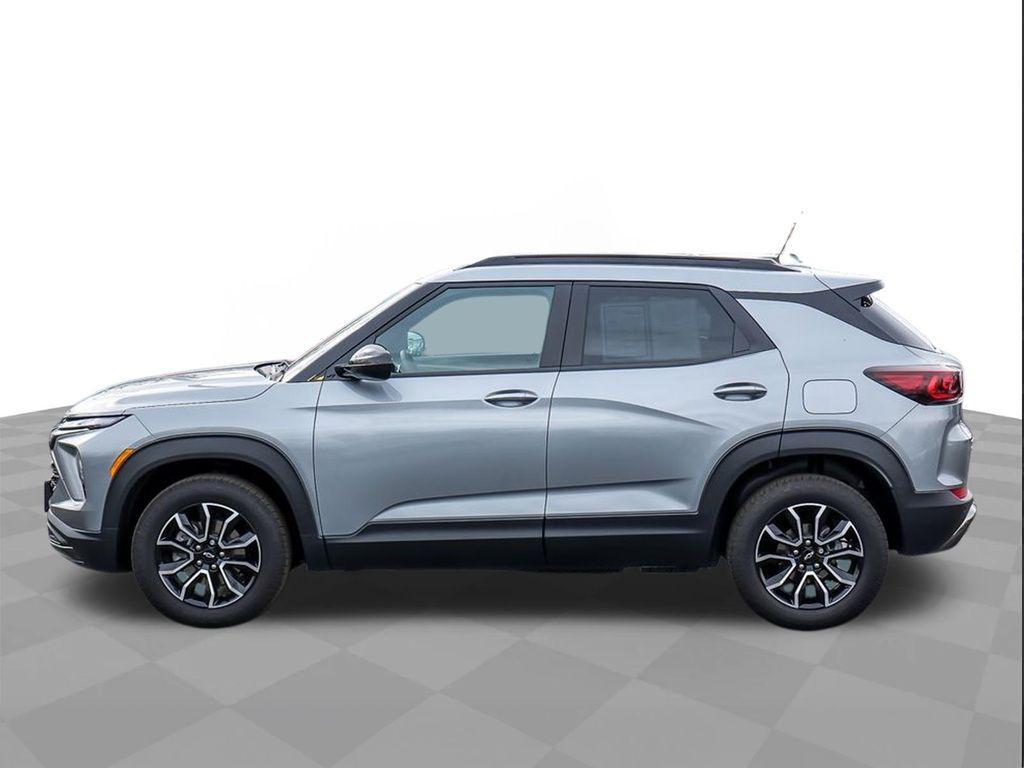 used 2026 Chevrolet TrailBlazer car, priced at $32,495