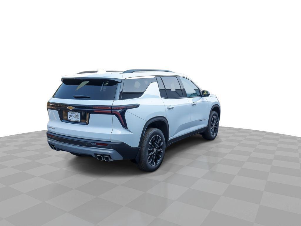 new 2026 Chevrolet Traverse car, priced at $42,995