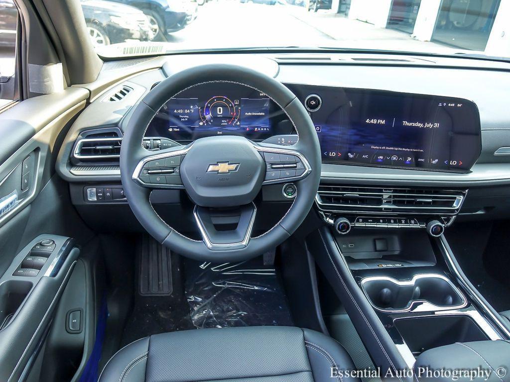 new 2026 Chevrolet Traverse car, priced at $42,995