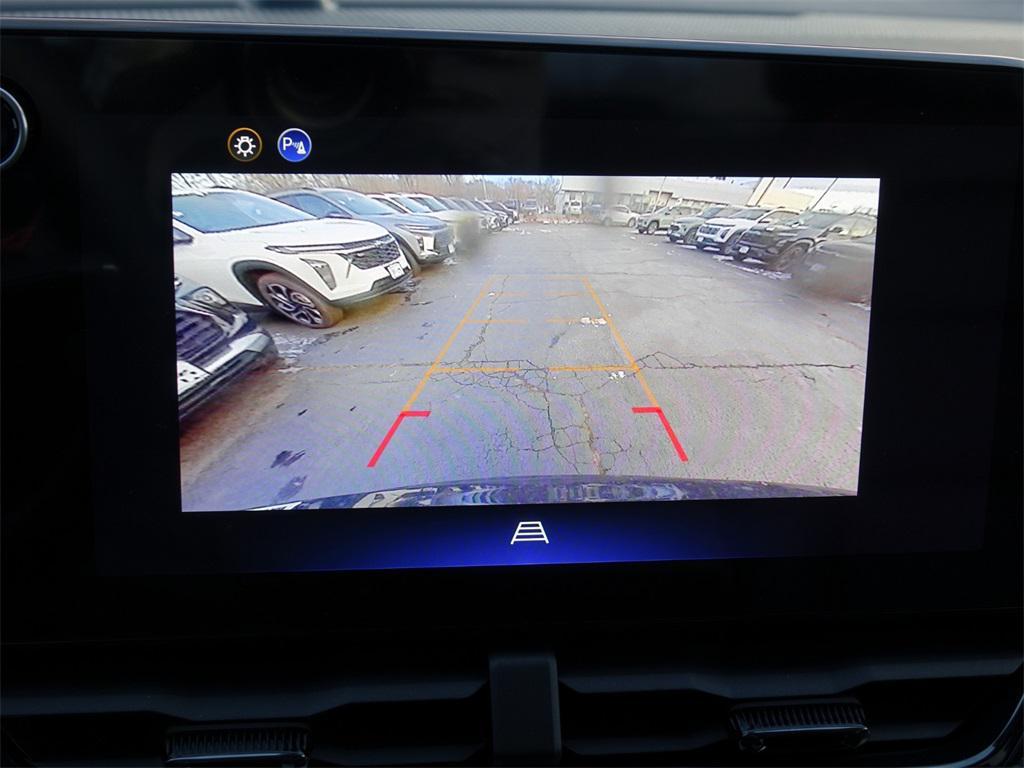 new 2026 Chevrolet Equinox car, priced at $32,495