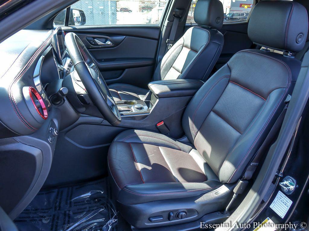 used 2025 Chevrolet Blazer car, priced at $28,984