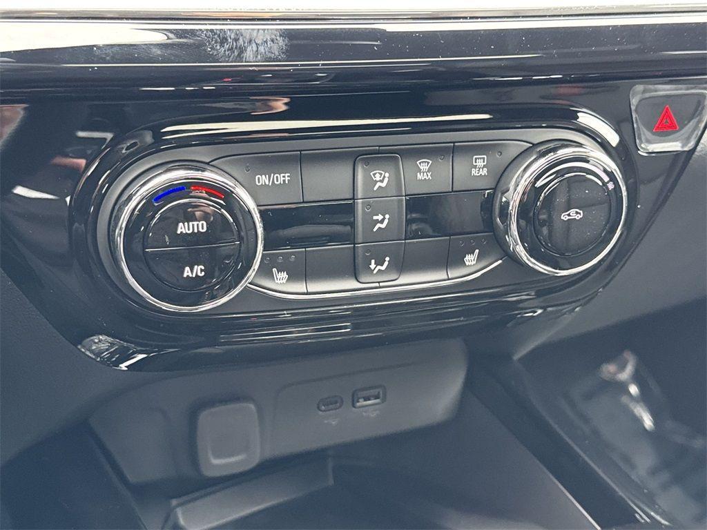 new 2026 Chevrolet Trax car, priced at $25,995