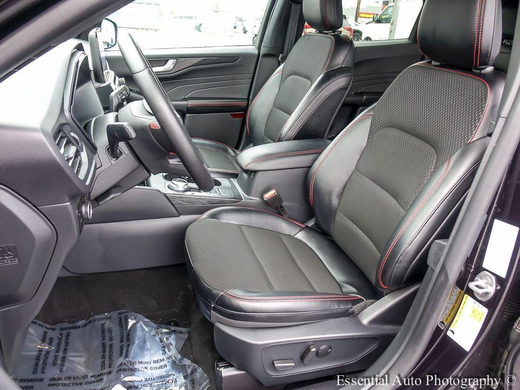 used 2025 Ford Escape car, priced at $26,495