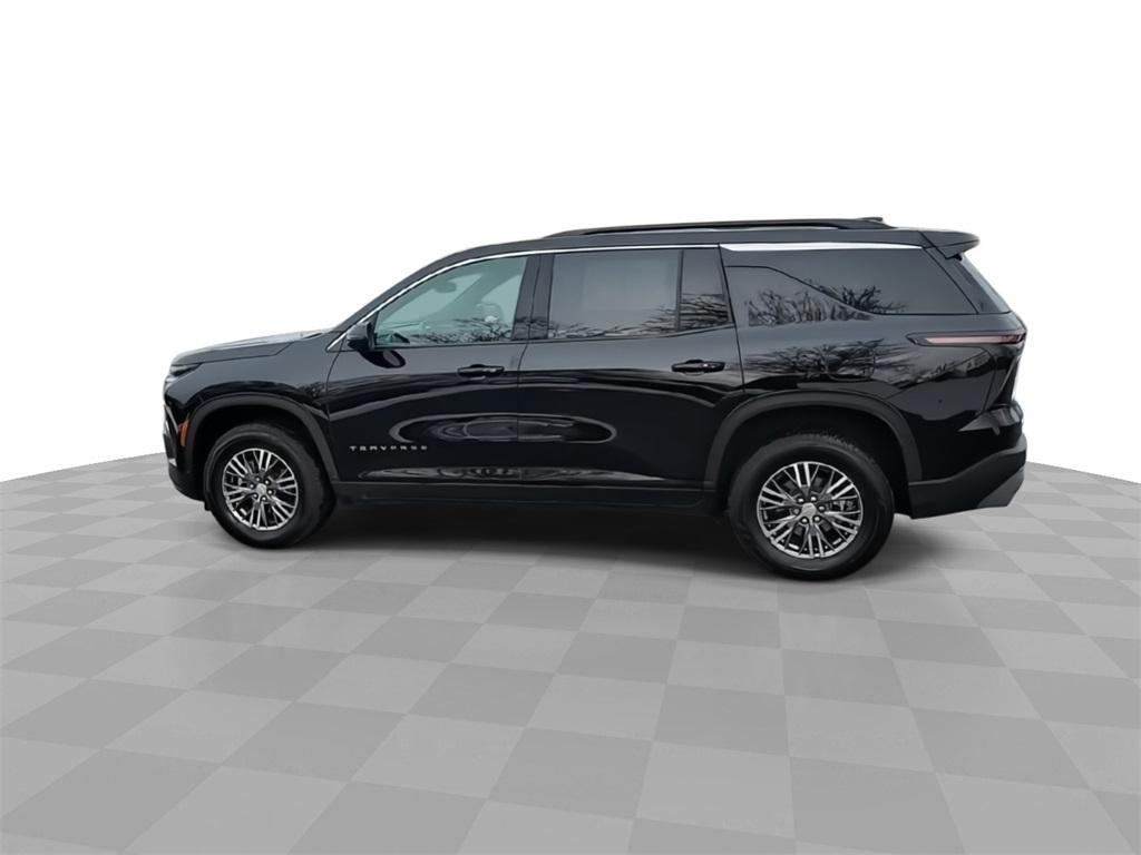 used 2024 Chevrolet Traverse car, priced at $34,750