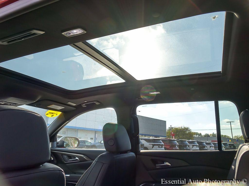 new 2026 Chevrolet Traverse car, priced at $53,995