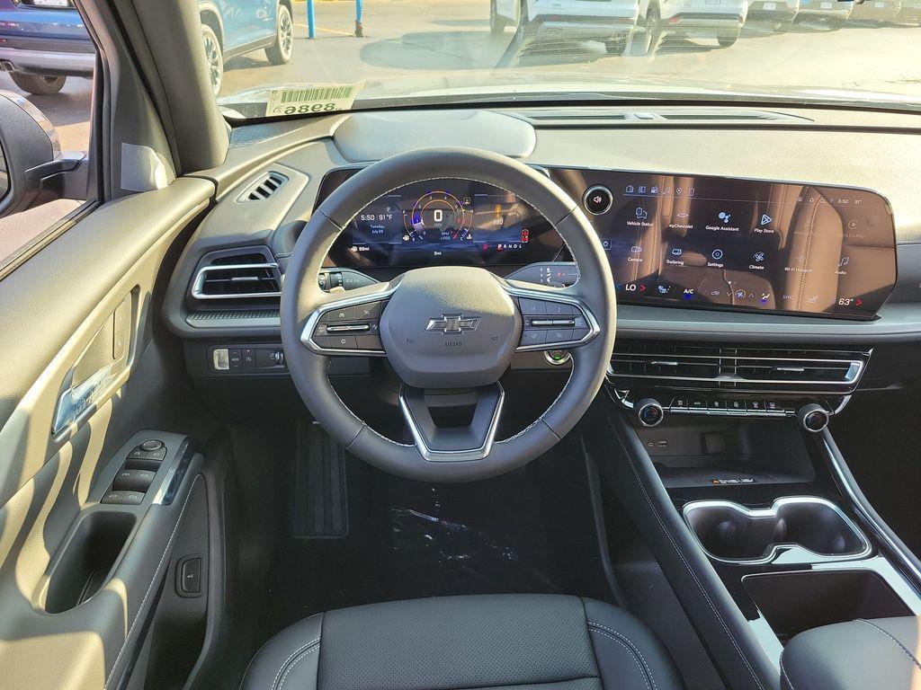 new 2026 Chevrolet Traverse car, priced at $42,495