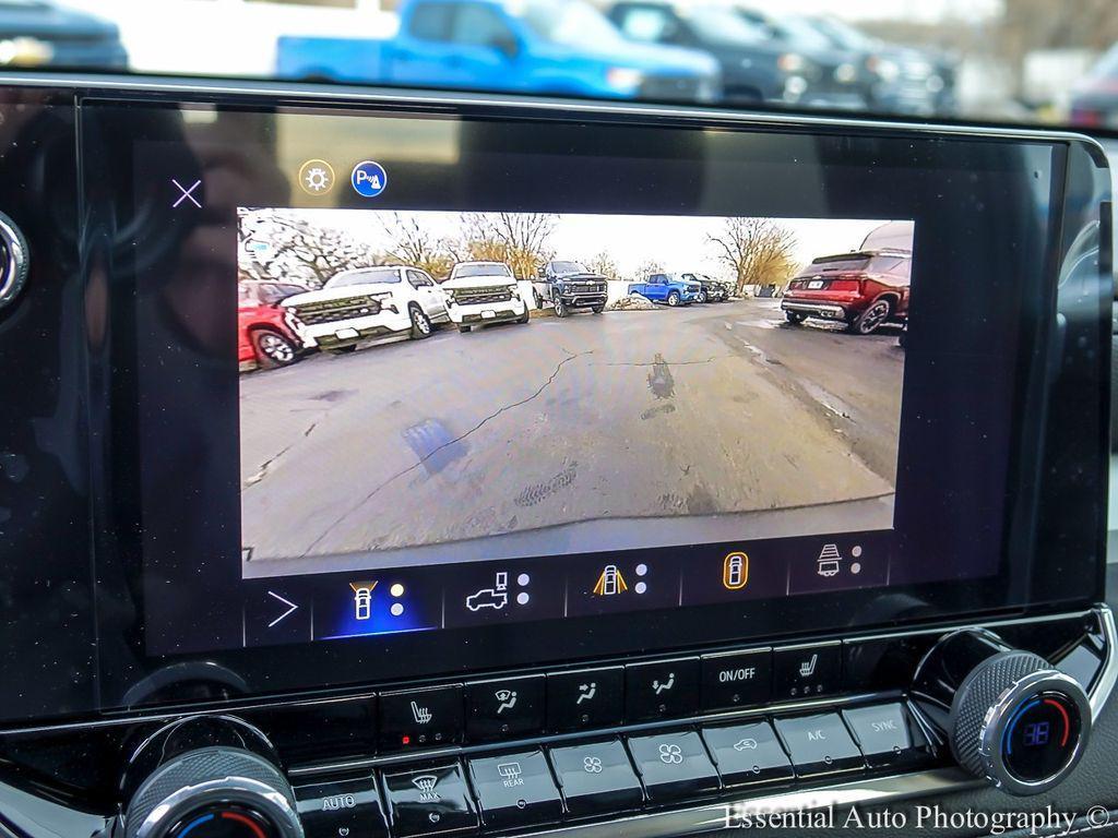 new 2026 Chevrolet Colorado car, priced at $38,295