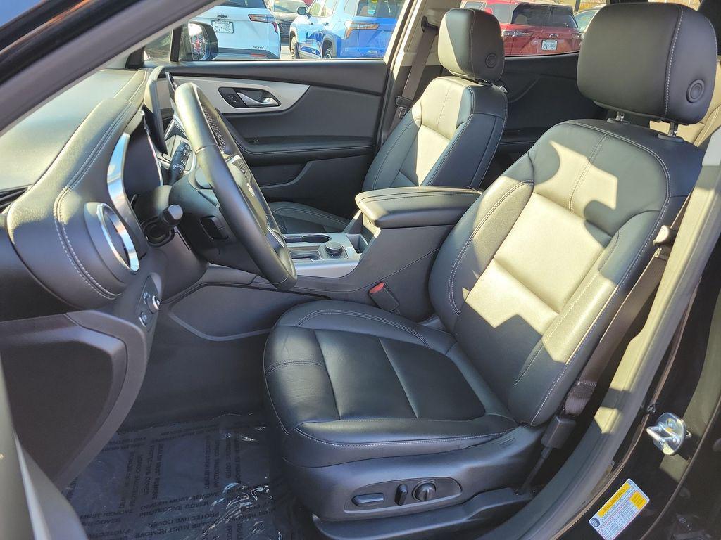 used 2024 Chevrolet Blazer car, priced at $32,295