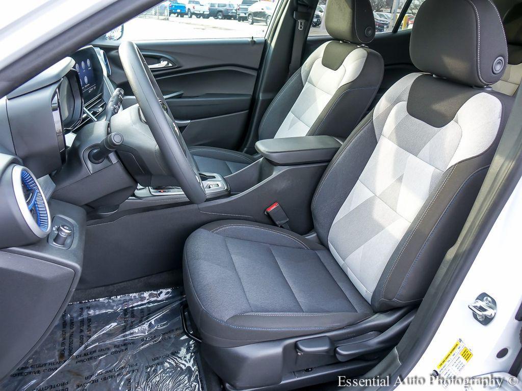 used 2024 Chevrolet Trax car, priced at $18,995