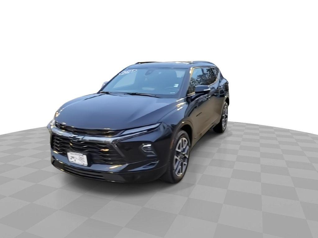used 2025 Chevrolet Blazer car, priced at $33,995