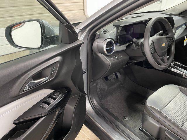 new 2026 Chevrolet Trax car, priced at $23,024