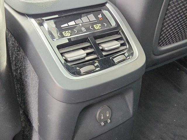 used 2023 Volvo XC90 Recharge Plug-In Hybrid car