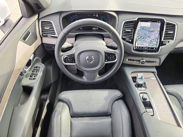 used 2023 Volvo XC90 Recharge Plug-In Hybrid car