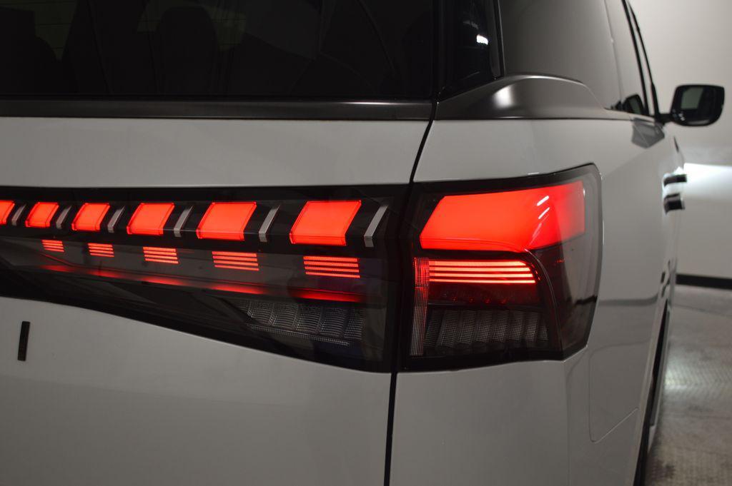 new 2026 INFINITI QX80 car, priced at $94,525
