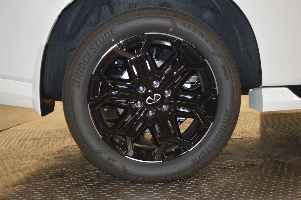 new 2026 INFINITI QX80 car, priced at $94,525