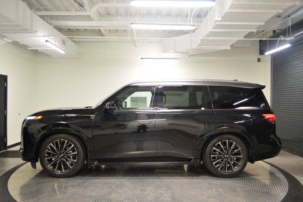 new 2026 INFINITI QX80 car, priced at $104,655