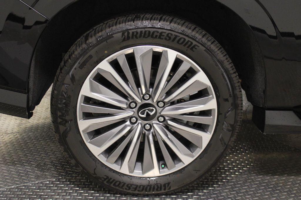 new 2025 INFINITI QX80 car, priced at $86,357