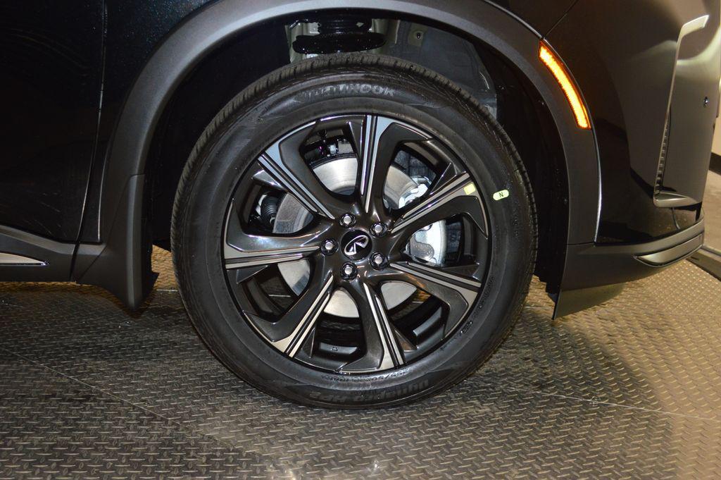 new 2027 INFINITI QX60 car, priced at $70,765