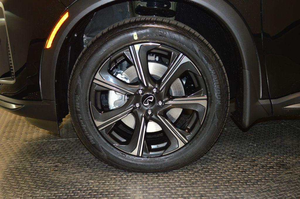 new 2027 INFINITI QX60 car, priced at $70,765