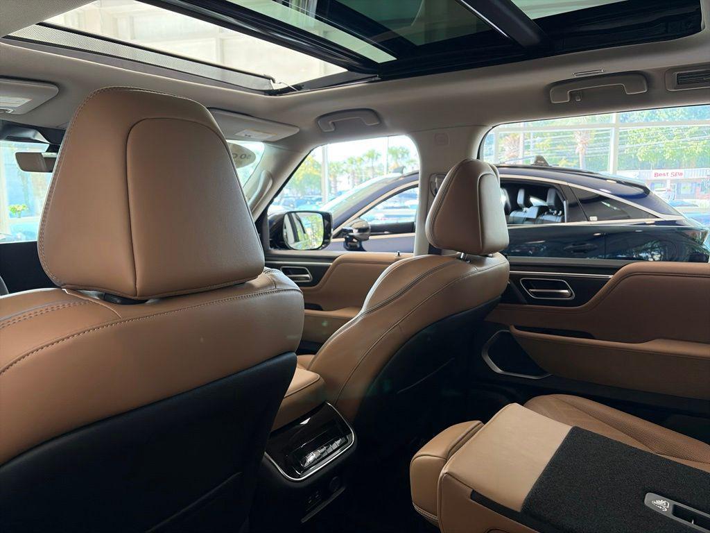 new 2027 INFINITI QX80 car, priced at $95,270