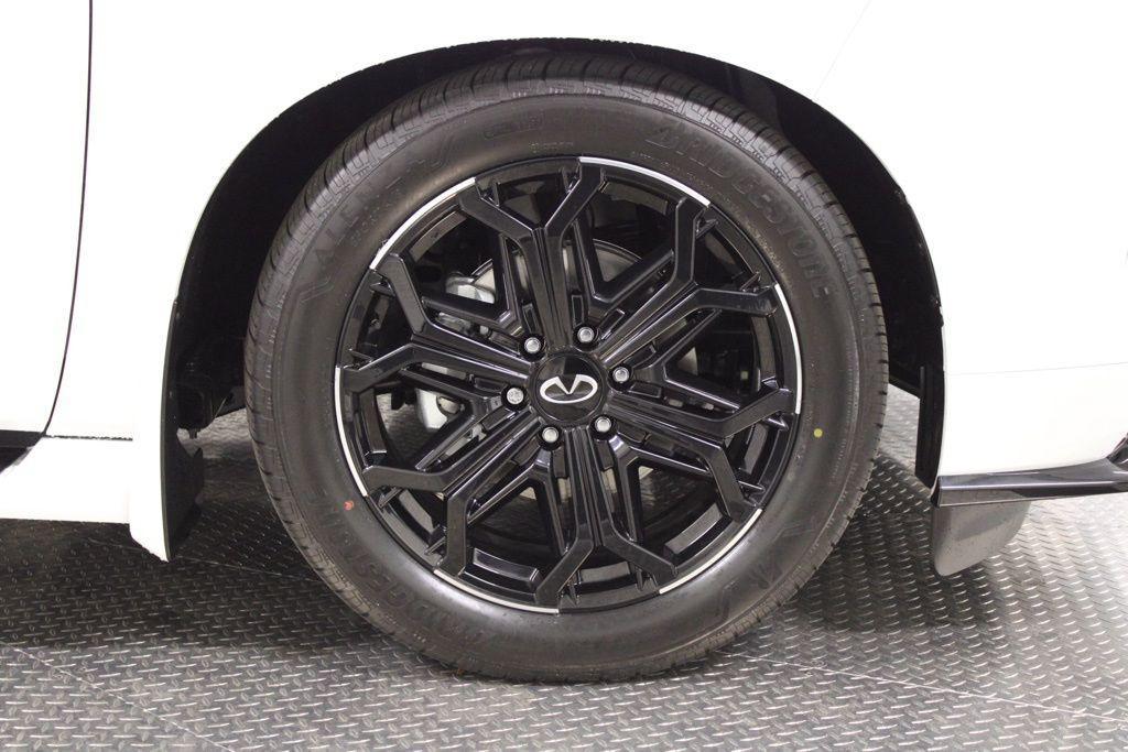 new 2026 INFINITI QX80 car, priced at $97,525