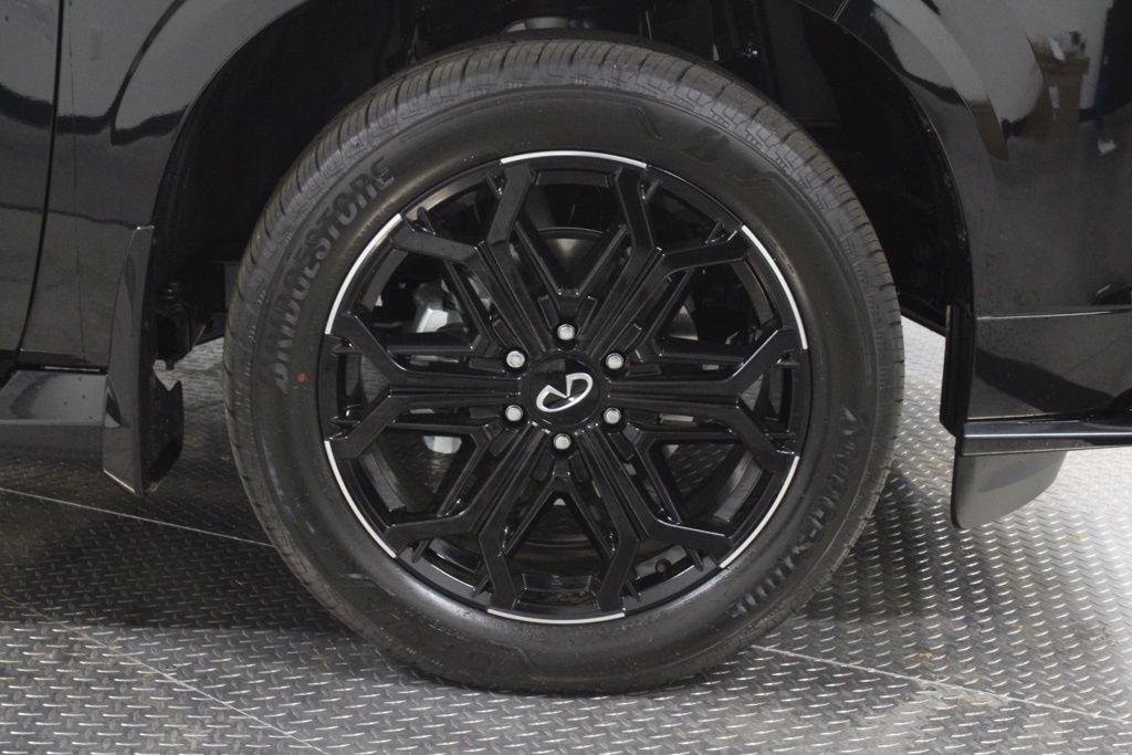 new 2026 INFINITI QX80 car, priced at $97,320