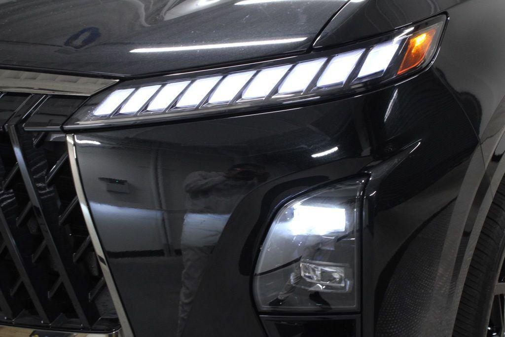 new 2026 INFINITI QX80 car, priced at $97,320