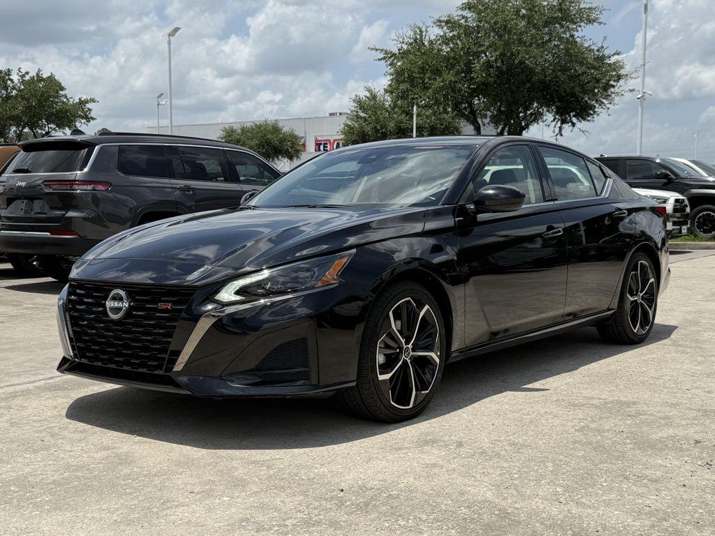 used 2025 Nissan Altima car, priced at $21,216