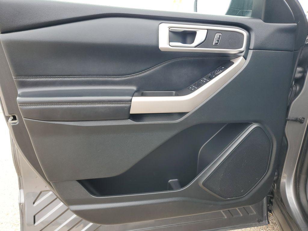 used 2023 Ford Explorer car, priced at $32,592