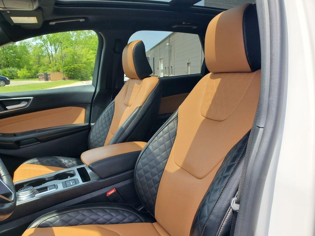 used 2023 Ford Edge car, priced at $32,092