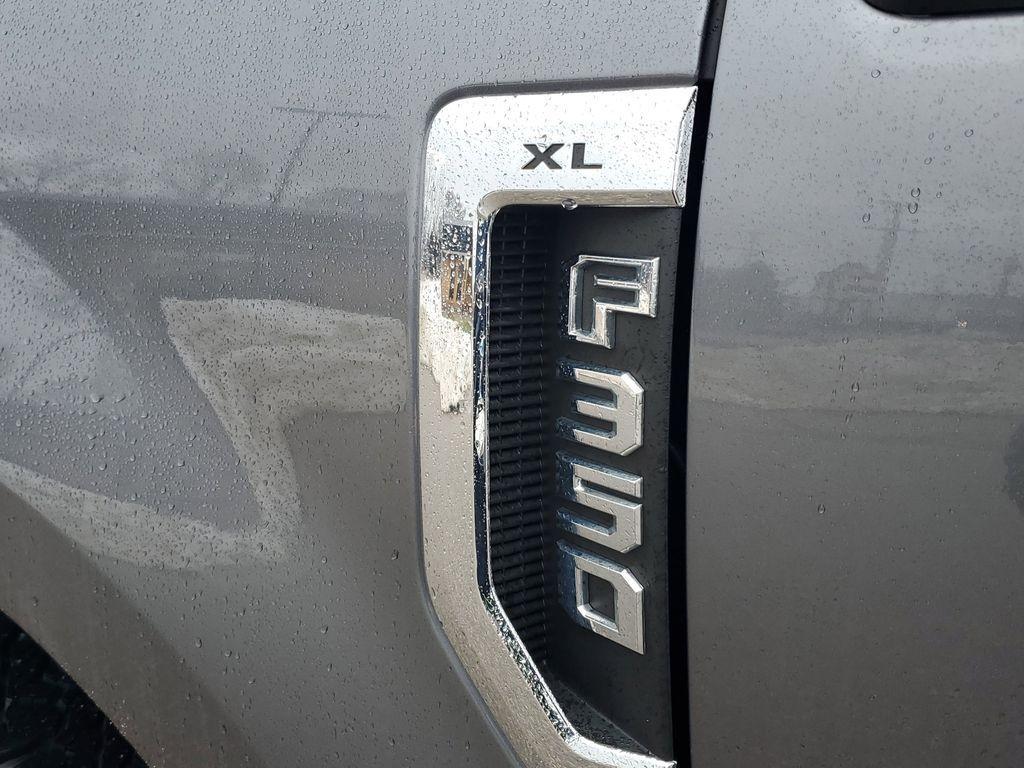 used 2021 Ford F-350 car, priced at $33,692