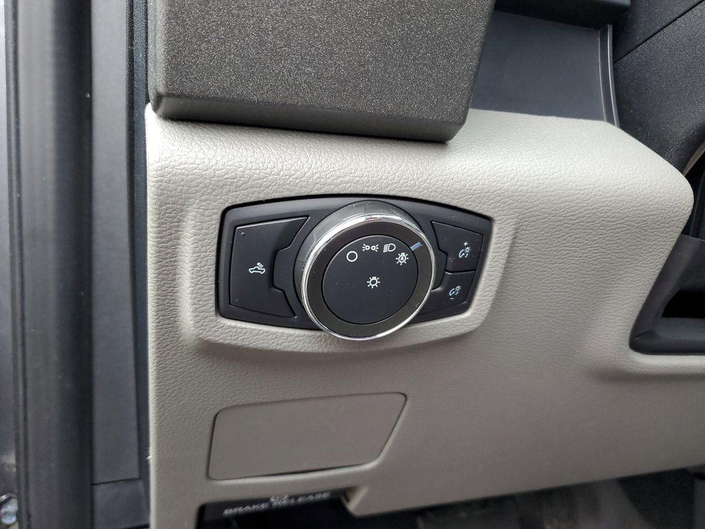 used 2021 Ford F-350 car, priced at $33,692