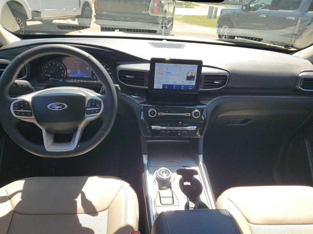 used 2024 Ford Explorer car, priced at $40,892