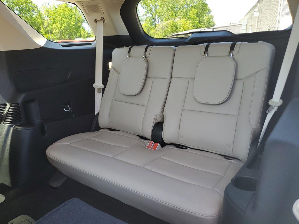 used 2024 Ford Explorer car, priced at $40,892