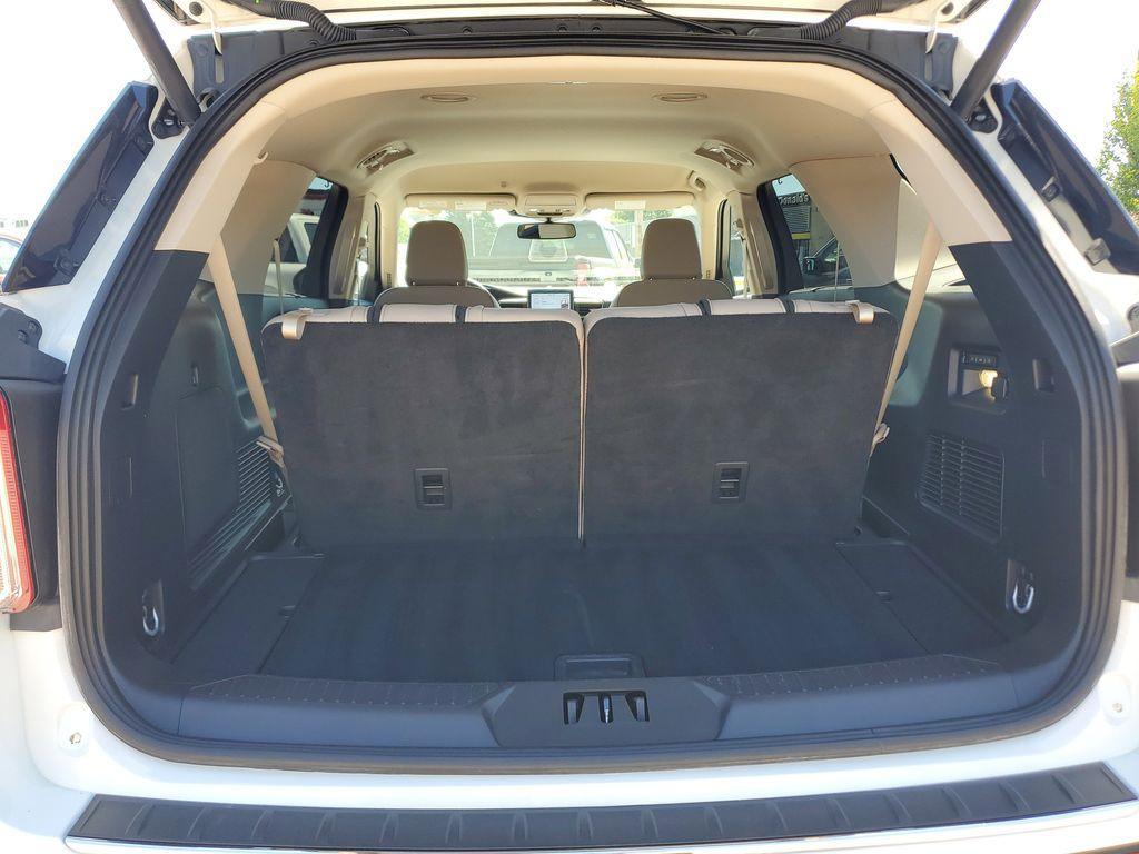 used 2024 Ford Explorer car, priced at $40,892