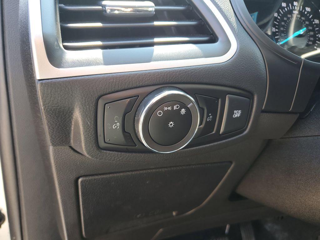 used 2023 Ford Edge car, priced at $25,092
