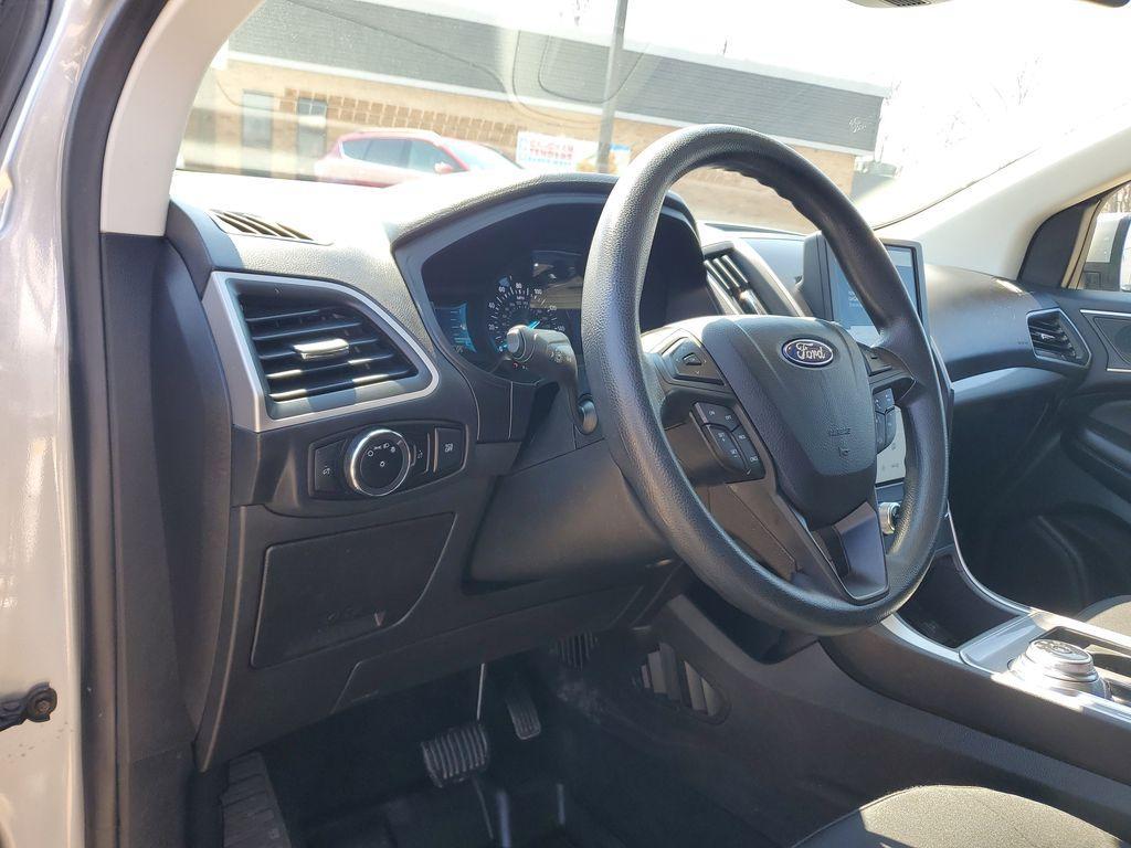 used 2023 Ford Edge car, priced at $25,092
