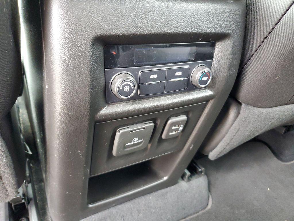 used 2022 Chevrolet Traverse car, priced at $26,092
